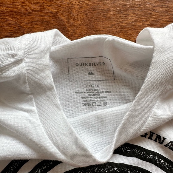 Quiksilver tee - Picture 4 of 4